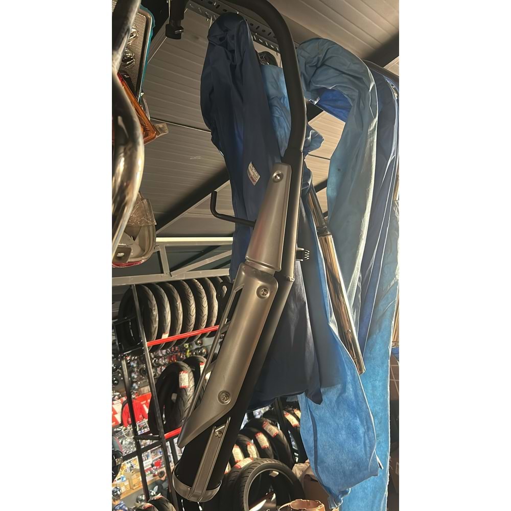 YAMAHA YBR 125 KANATLI SİYAH EGZOZ