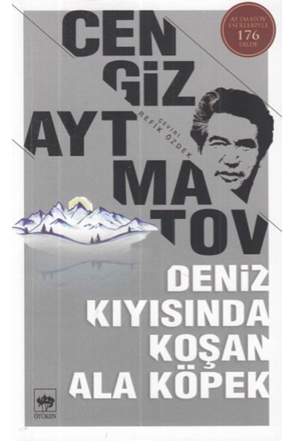 Deniz Kıyısında Koşan Ala Köpek
